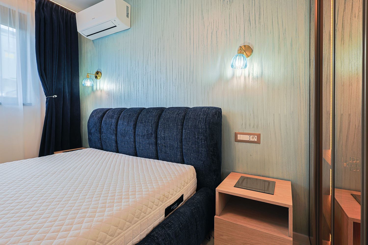 Two-Room Apartment with Sea Views and Designer Renovation in a Green Complex in Sunny Beach