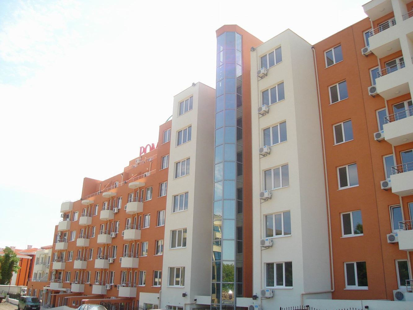 Pomorie 300 m from the Sea – Furnished One-Bedroom Apartment in a Complex with a Swimming Pool