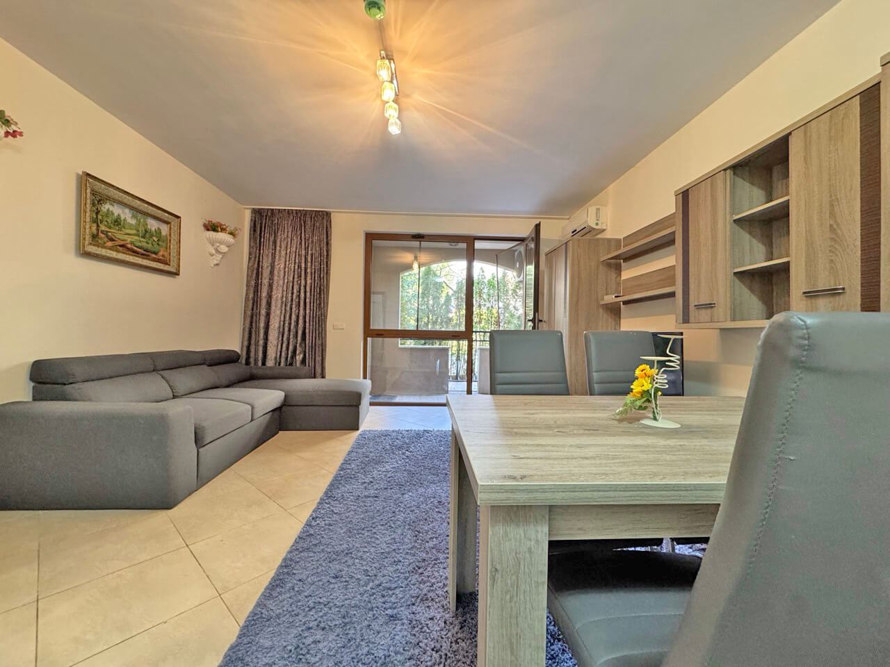 Perfect One-Bedroom Apartment with Direct Access to a Garden in a Luxury Complex with Excellent Amenities