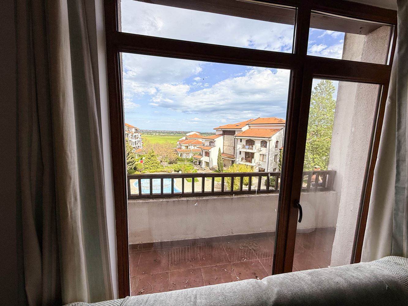 Spacious Two-Bedroom Apartment with Partial Sea Views in Aheloy