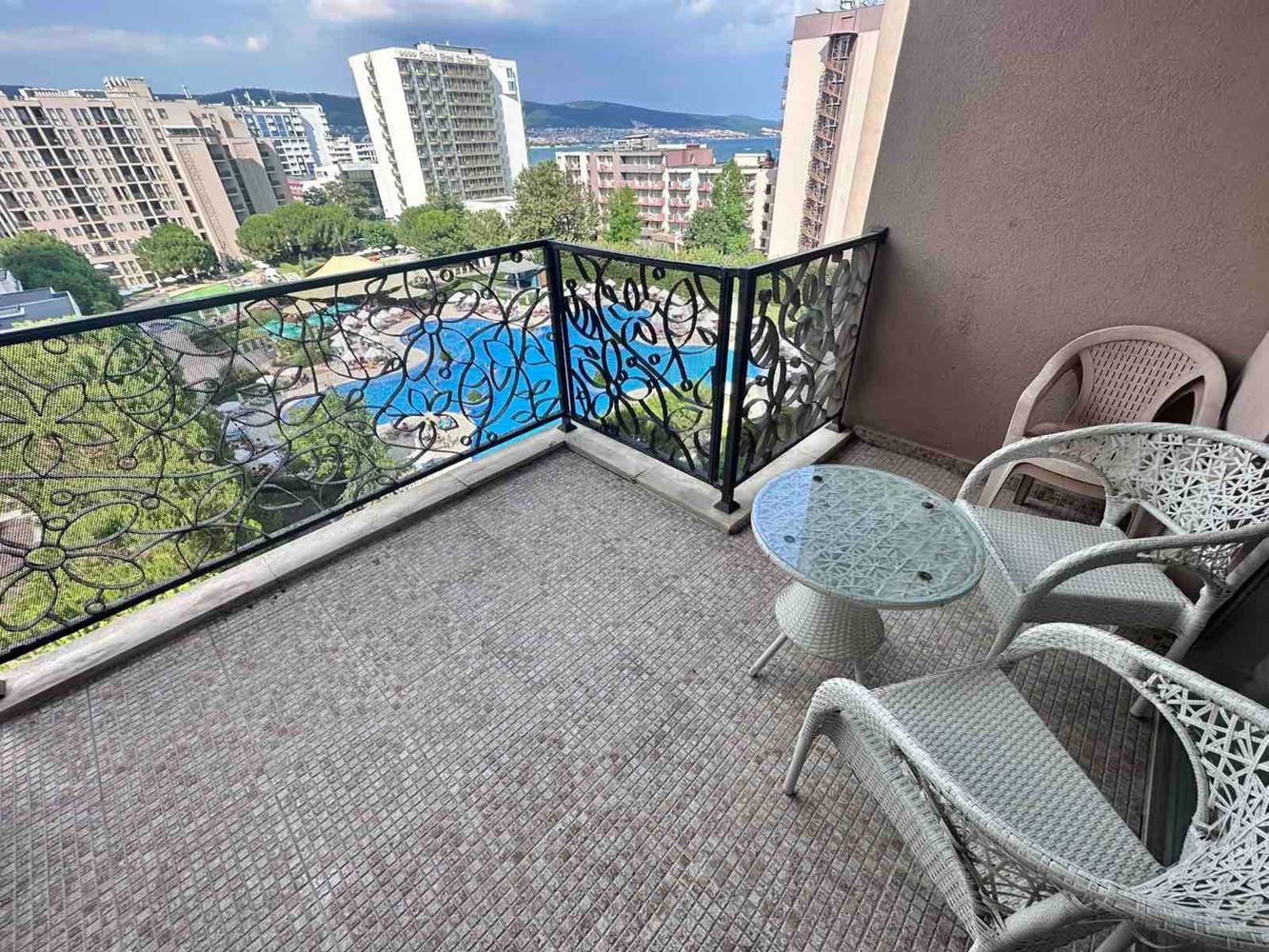 Luxury one-bedroom apartment with panoramic sea view in a prestigious complex in Sunny Beach