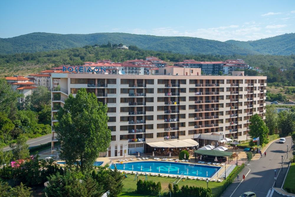 Spacious One-Bedroom Apartment 200 Meters from the Beach in Sunny Beach