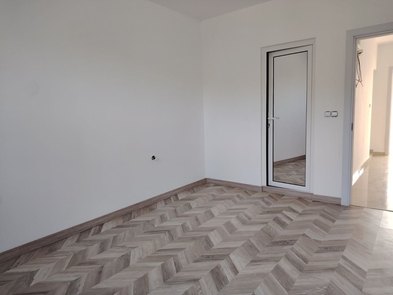 New two-bedroom apartment with no maintenance fee – after renovation, in “Black Sea 1”, Nesebar