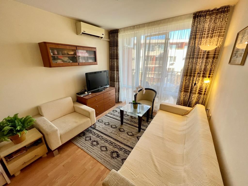 Apartment in a complex with a wide range of services