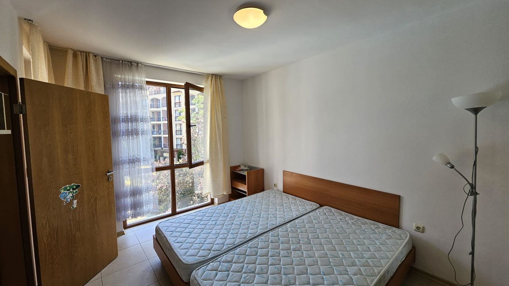 Apartment in a Complex in Sunny Beach with Swimming Pool, Restaurant and Low Maintenance Fee