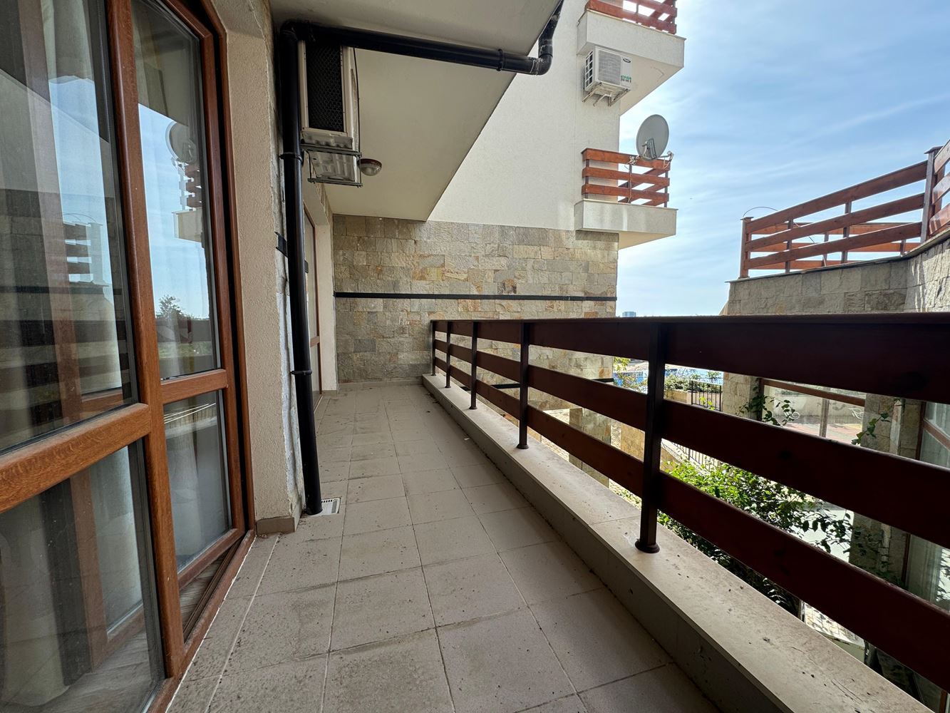 One-bedroom apartment with pool view on the outskirts of Sunny Beach – peace, nature, and year-round comfort