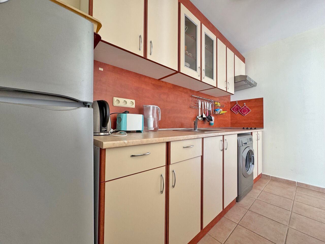 One-bedroom apartment with sea panorama and pool view in a prestigious complex in Sveti Vlas