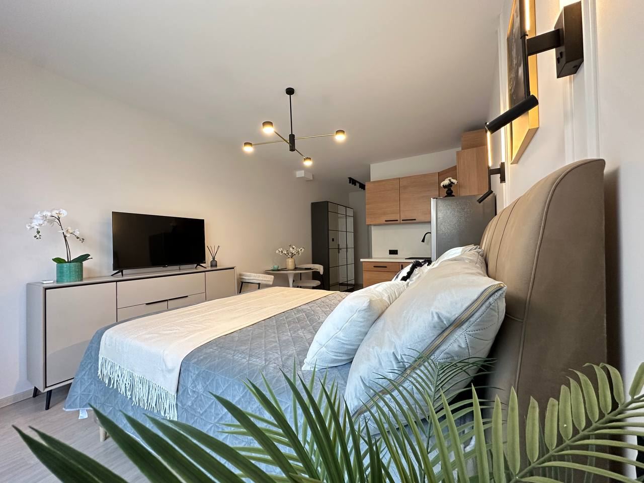 Stylish and cozy apartment with direct access to the pool – modern studio in a gated complex, 300 m from the sea