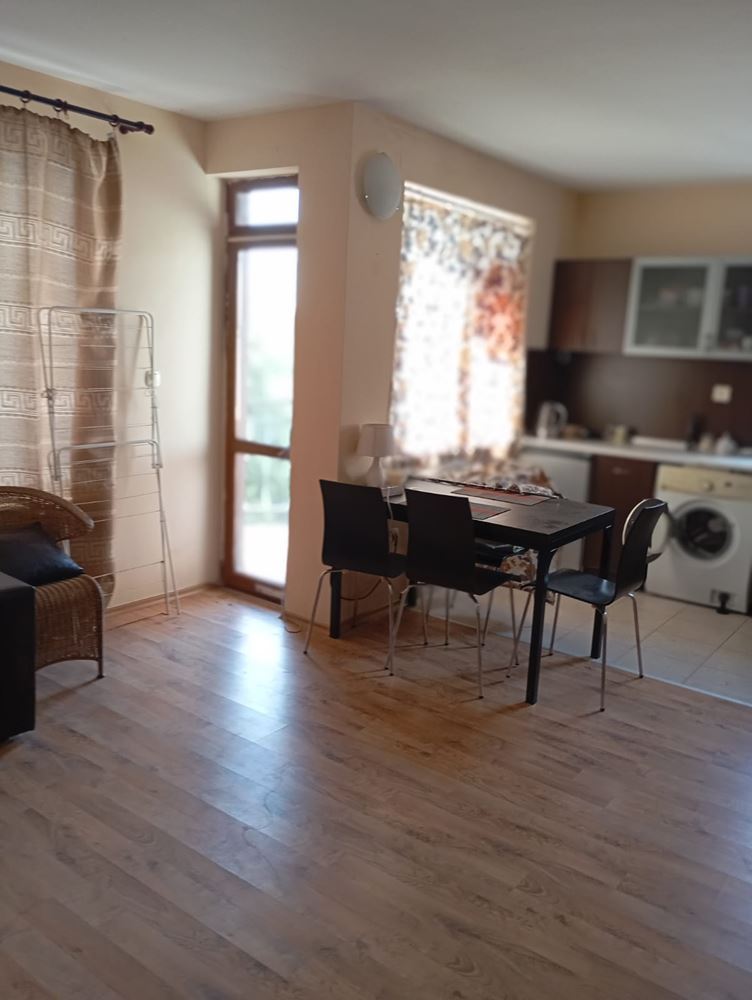 Fully furnished one-bedroom apartment 200 m from the beach in Ravda – peace, greenery, and comfort in a small complex