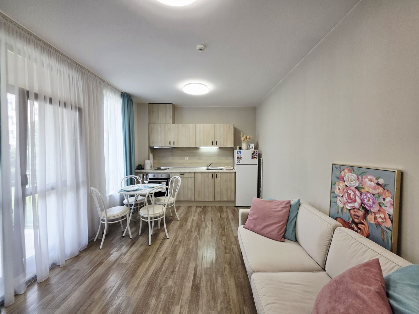 Sea Comfort with a Private Garden – One-Bedroom Apartment Just Steps from the Beach in Sveti Vlas