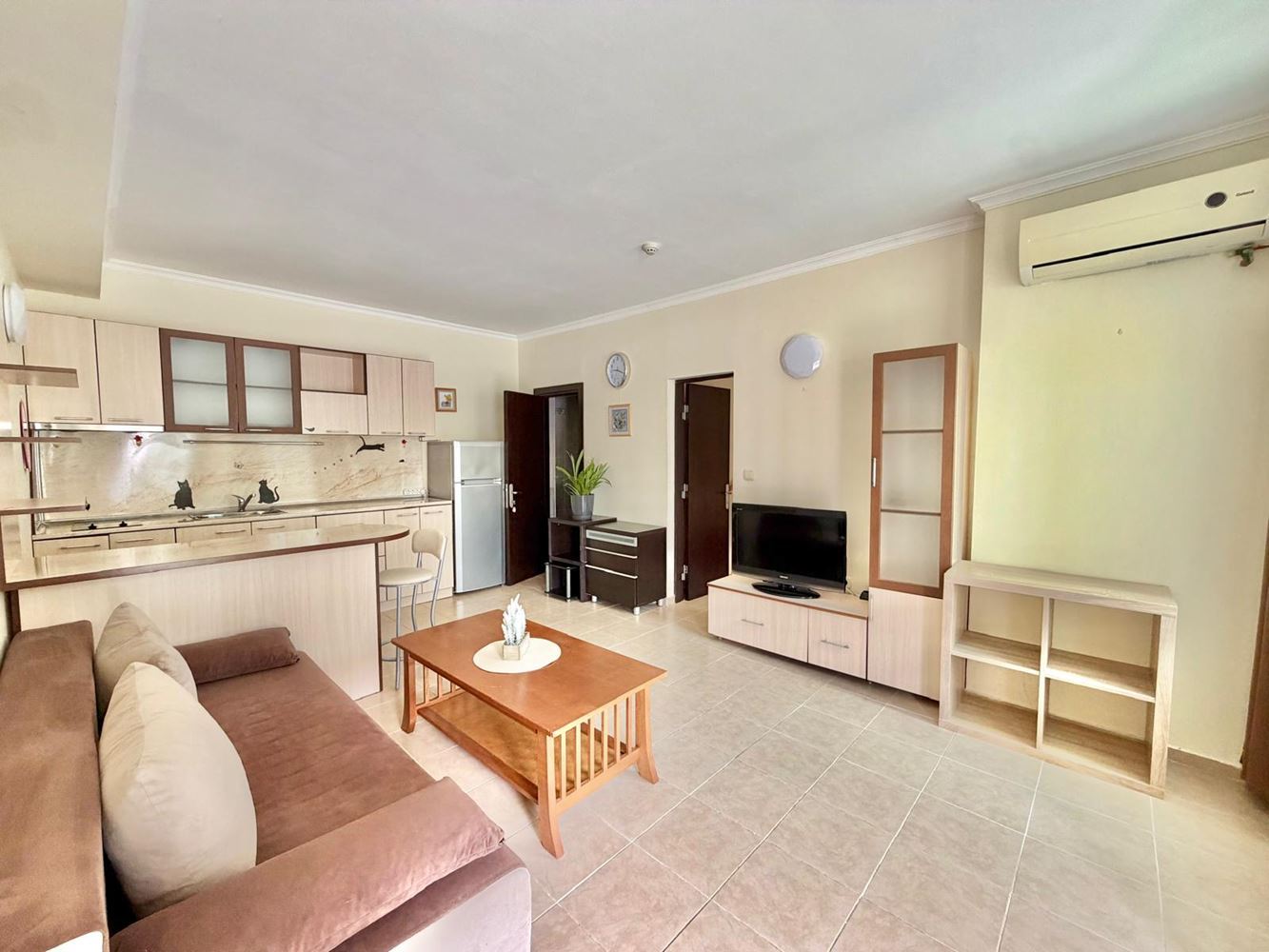 Spacious Apartment 300 Meters from the Beach in Sveti Vlas – Excellent Investment Opportunity with Possibility of Dividing into Two Homes