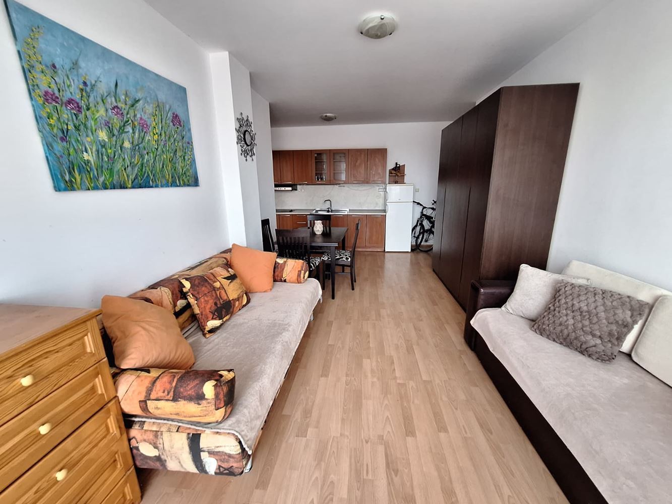 Spacious one-bedroom apartment in a luxury complex with pools and sports facilities