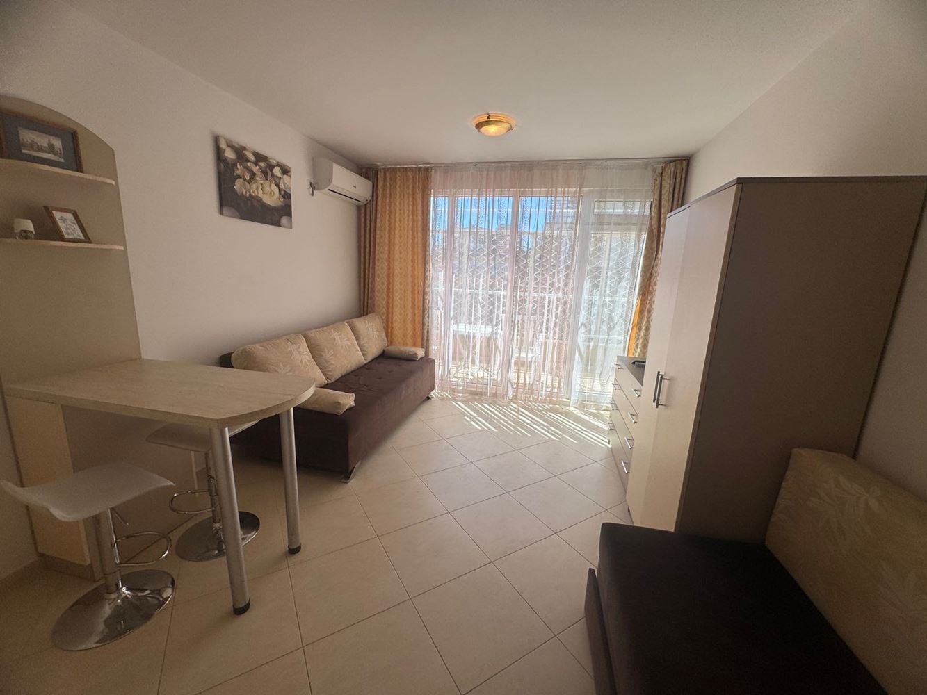 Cozy fully furnished studio 300 m from the sea in Pomorie – an excellent investment and holiday property