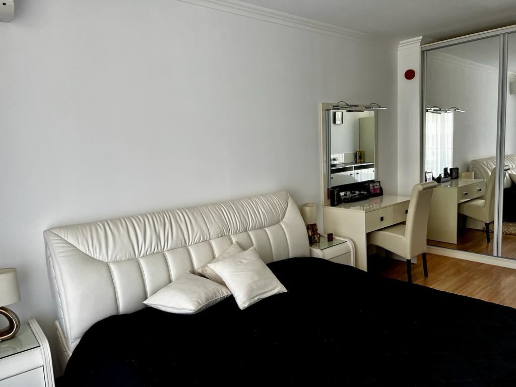 Cozy One-Bedroom Apartment with Panoramic Sea and Mountain Views in Sveti Vlas