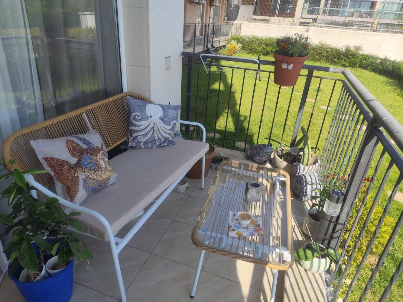 Beachfront Property in Nessebar – One-Bedroom Apartment with Direct Sea View, Ready to Move In