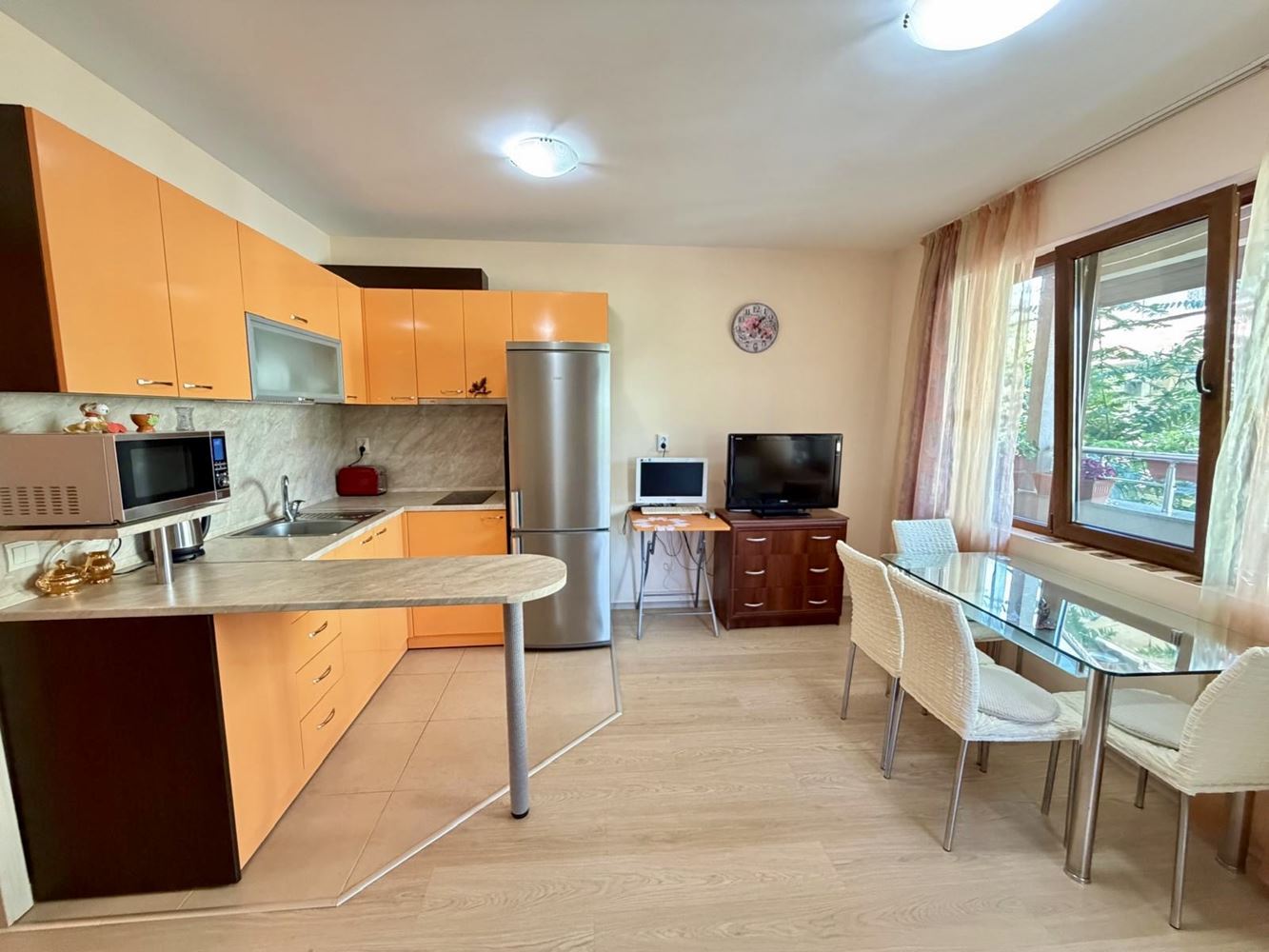 Sarafovo – Spacious One-Bedroom Apartment with Act 16, Minimal Maintenance Fee and Ready Furnishings
