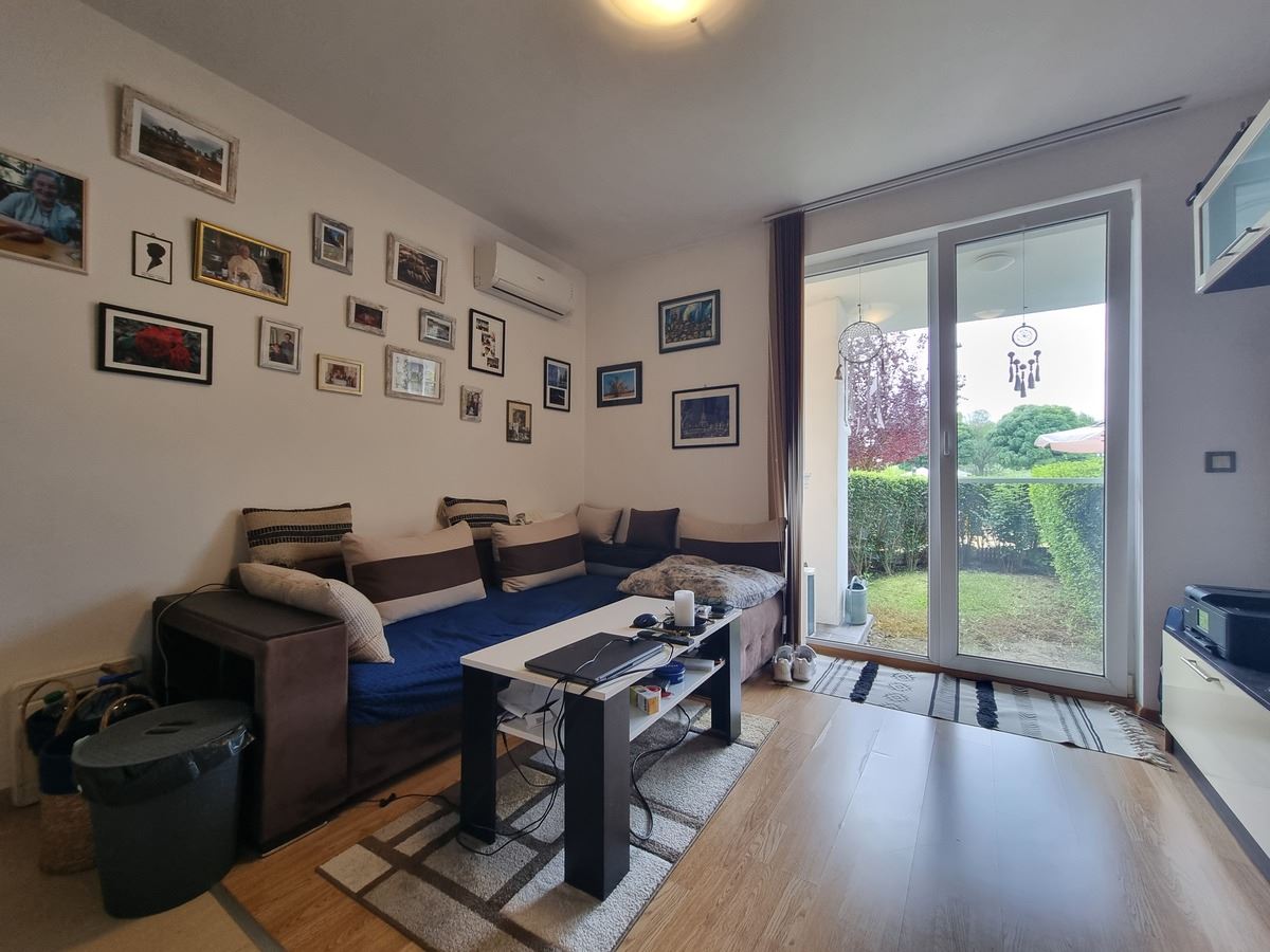 Comfortable Studio with a Private Garden in a Beautiful Complex at the Foot of the Balkan Mountains – Peace, Nature, and Excellent Amenities