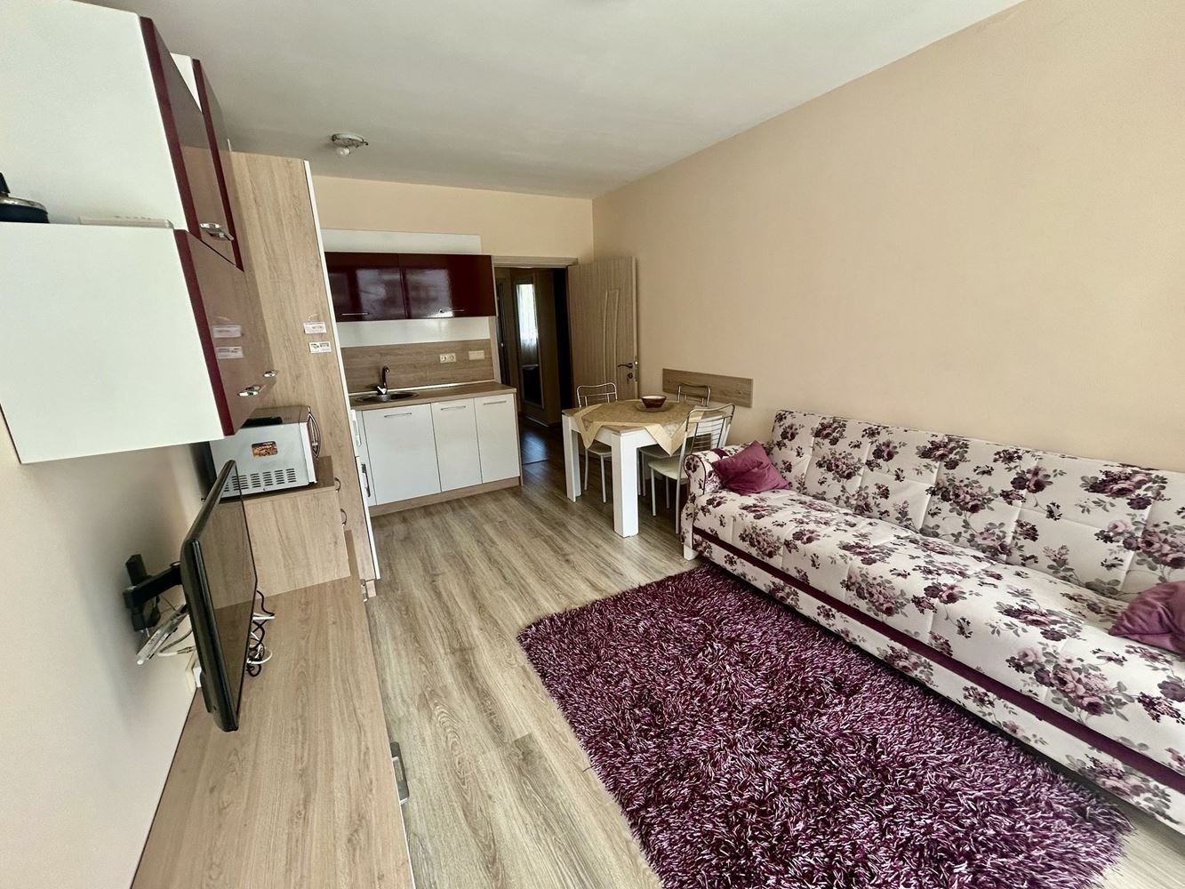 Comfortable one-bedroom apartment with direct access to the pool in Nessebar – an exceptionally convenient offer