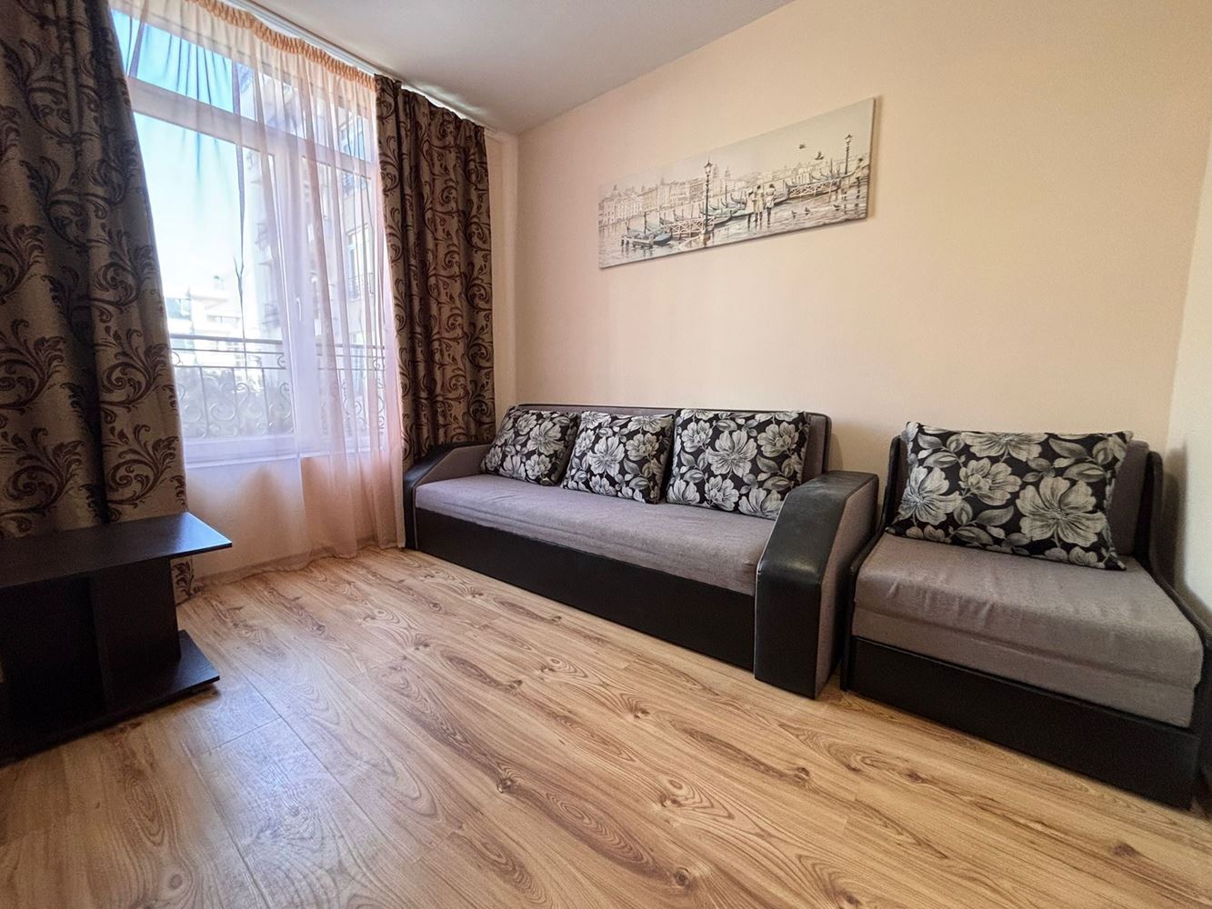 Spacious One-Bedroom Apartment with Pool View in Sunny Beach – Option for a Second Bedroom