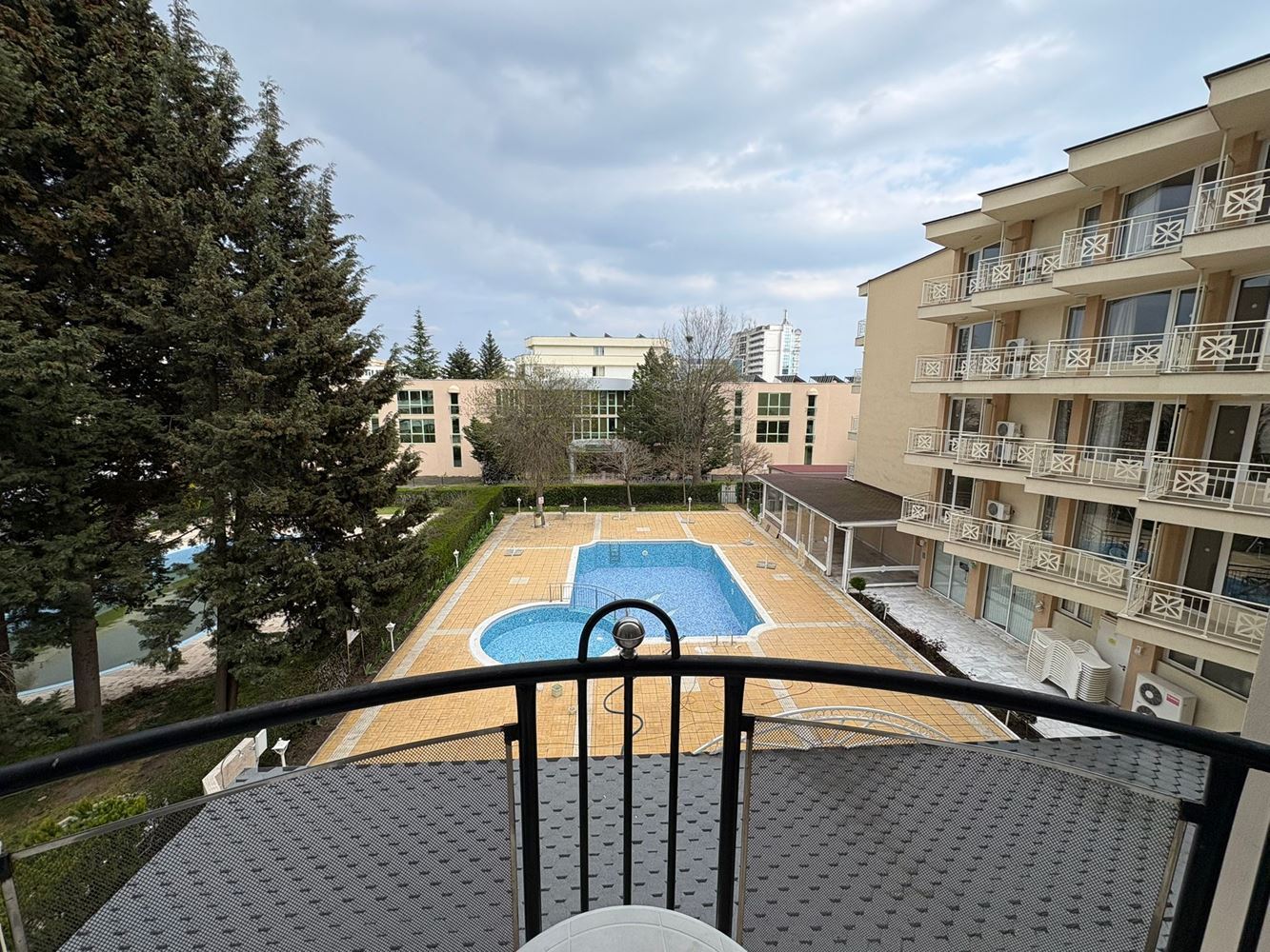 Two-Bedroom Apartment 300 Meters from the Beach in the Center of Sunny Beach