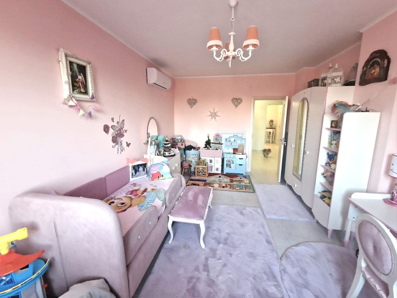Exclusive apartment with three bedrooms – ultimate living standard and discreet luxury