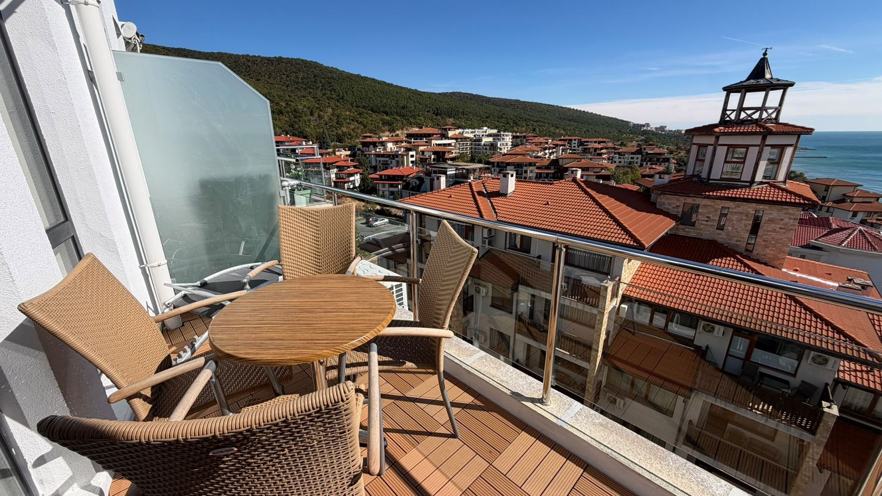 Studio with Panoramic Sea Views, Just 50 Metres from the Beach in Sveti Vlas