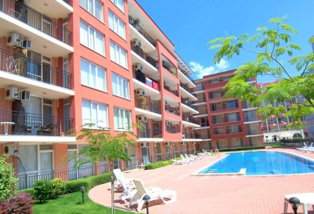 Stylish Studio with a Pleasant Pool View in Sunny Beach