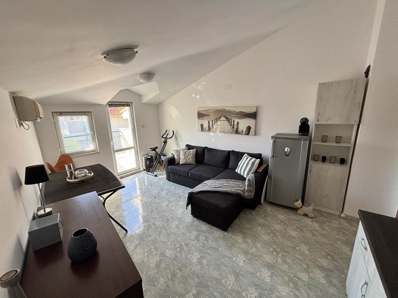 Panoramic sea-view three-bedroom? apartment in Sveti Vlas