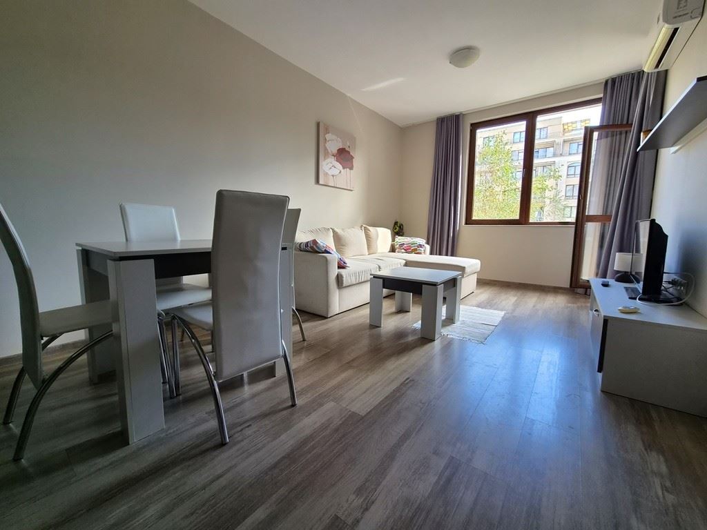 Apartment in Sveti Vlas 300 m from the Beach – Excellent Location, Luxury Complex with Mediterranean Atmosphere