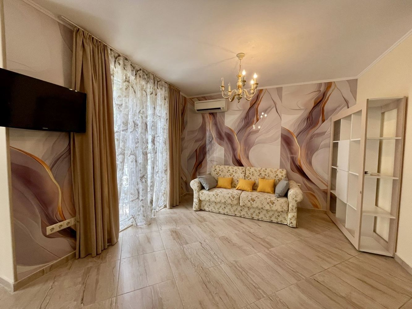 Luxury Maisonette with Garden in an Elite Complex – Comfort and Relaxation Near the Sea