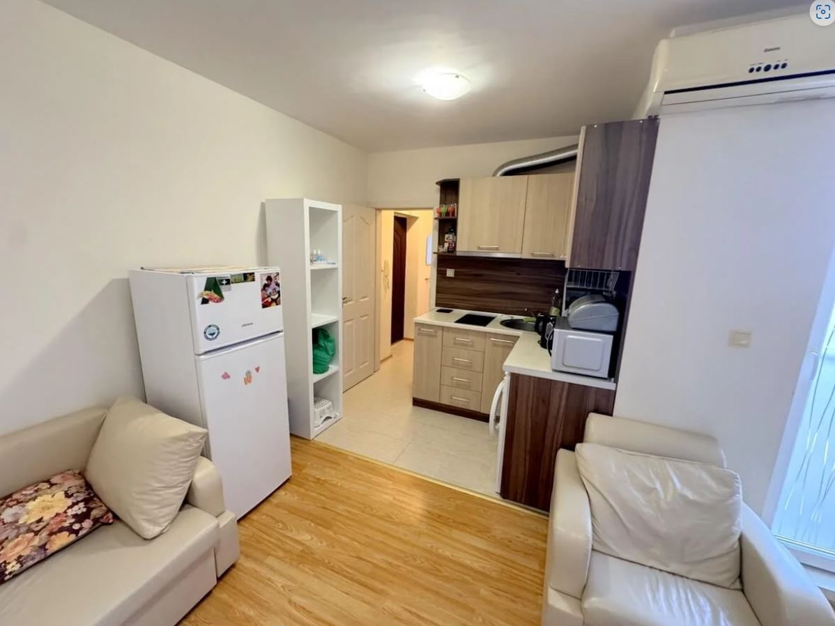 Sea Comfort and Coziness in a Stylish One-Bedroom Apartment in Ravda