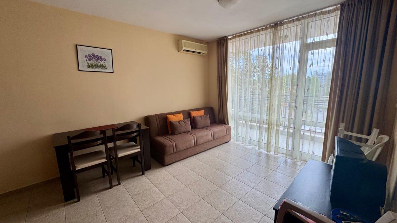 One-bedroom apartment 100 m from the beach – exceptional complex with full infrastructure