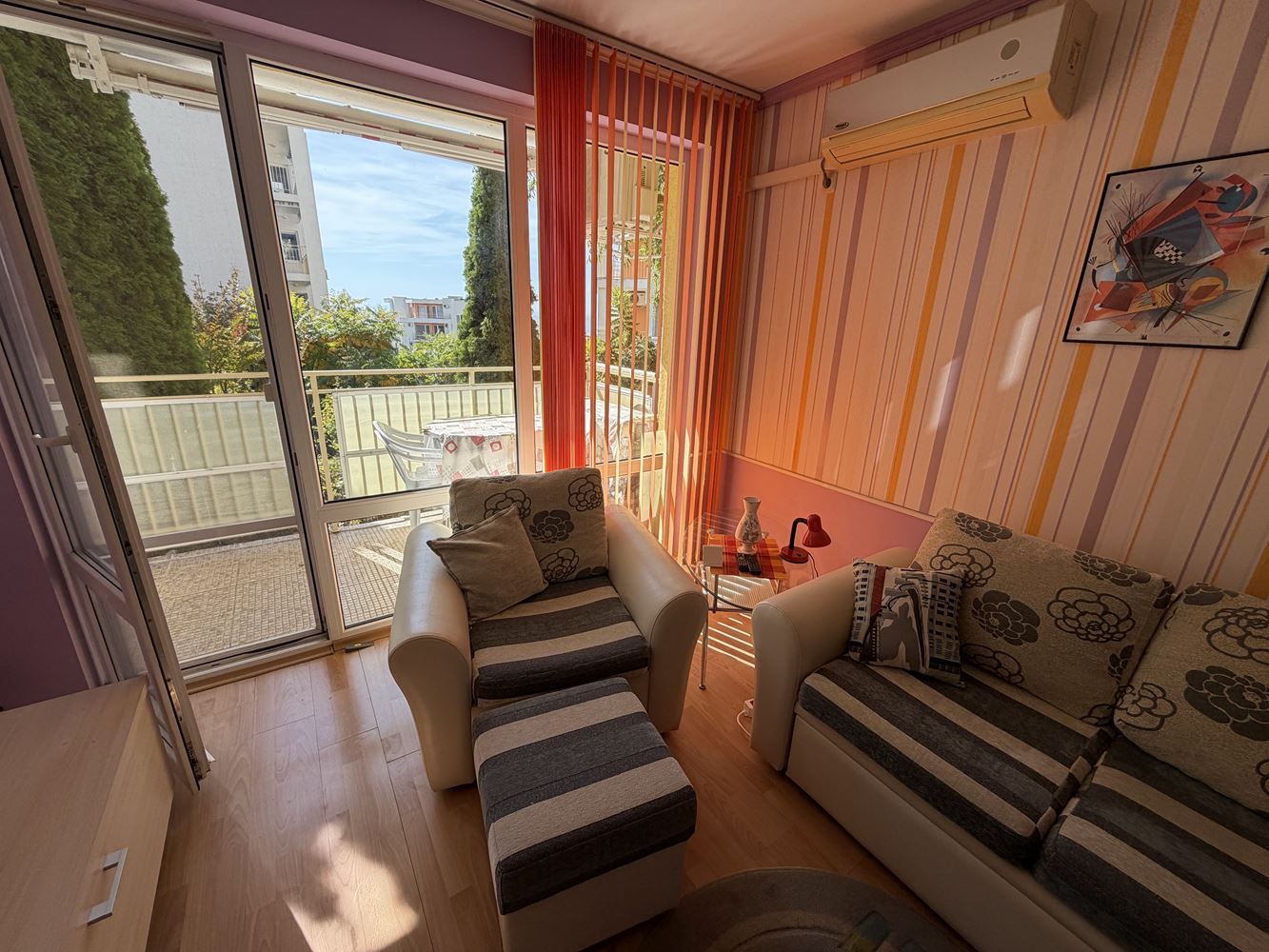 One-Bedroom Apartment with a Spacious Terrace and Sea View in Sveti Vlas – 300 Metres from the Beach