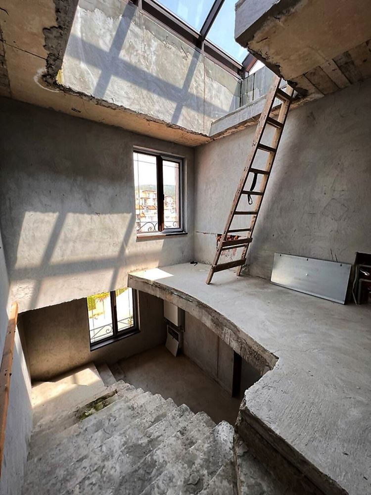 Three-Level Maisonette with Panoramic Sea Views, Private Sauna and Huge Terrace in Sveti Vlas