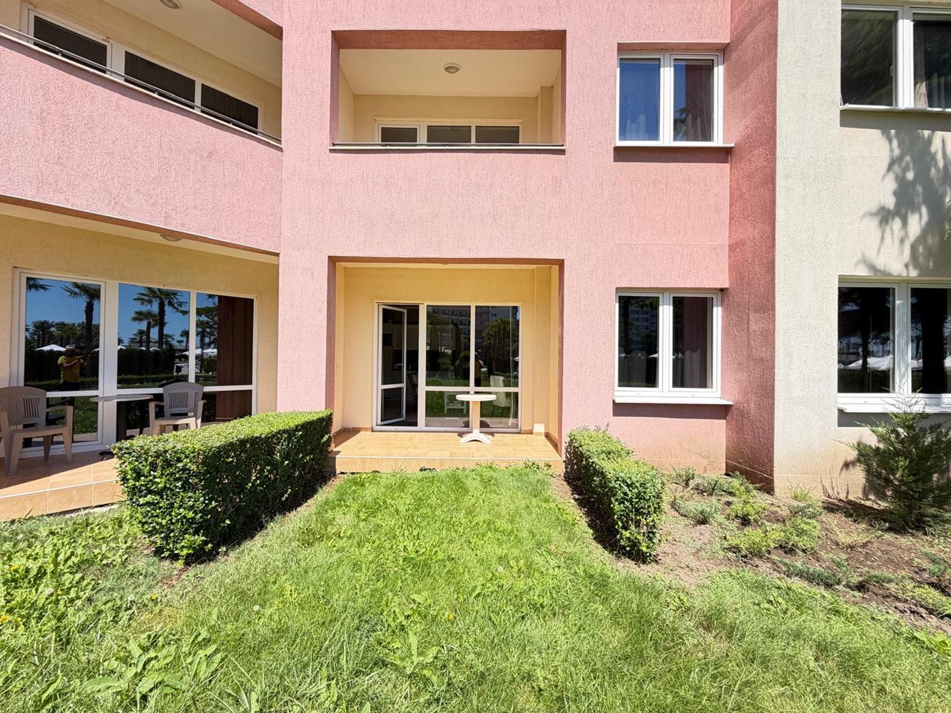 Apartment with One Bedroom and Direct Access to the Pool in Sunny Beach – Luxury, Spaciousness and First-Class Amenities