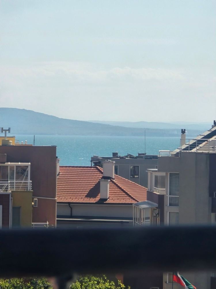 Spacious Two-Bedroom Apartment with Partial Sea View – Excellent Location Close to the City Center and the Beach