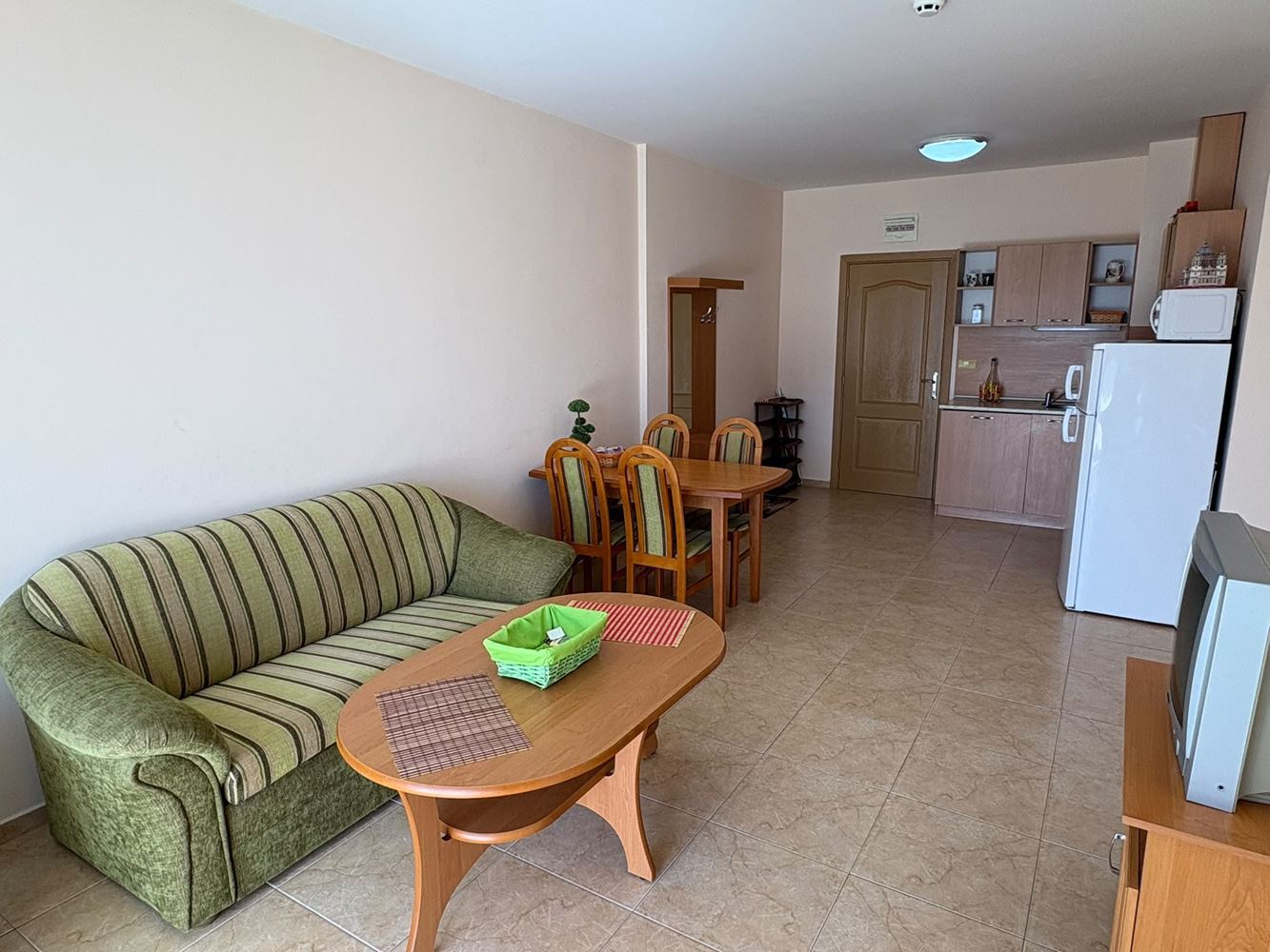 One-Bedroom Apartment in Sunny Beach – Comfort in a Complex with Swimming Pools and Water Slides