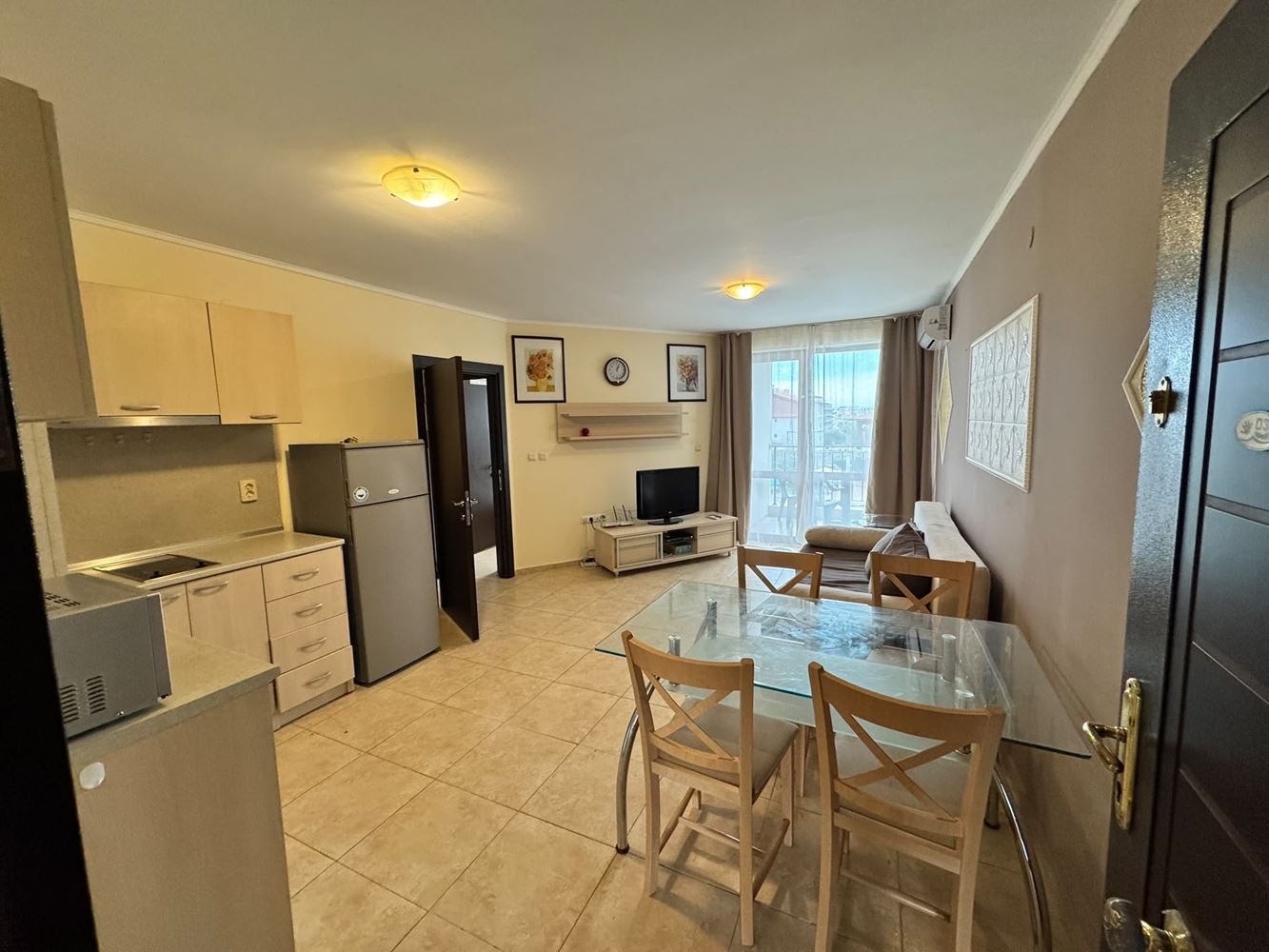 One-Bedroom Apartment with Pool View in Nessebar – Comfort, Sea and Excellent Conditions for Holidays and Investment
