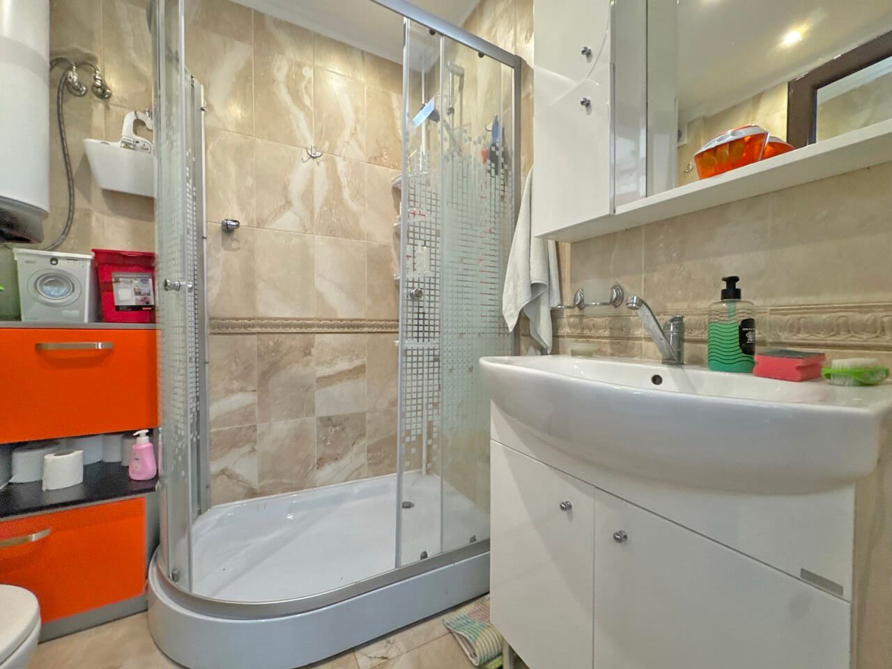 Spacious Furnished Studio in Sveti Vlas – 200 Metres from the Beach, with a Luxury SPA Centre and Excellent Amenities