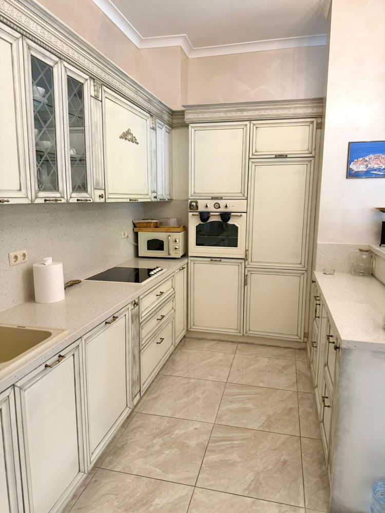 Luxury duplex apartment with spacious veranda and pool view in Sveti Vlas