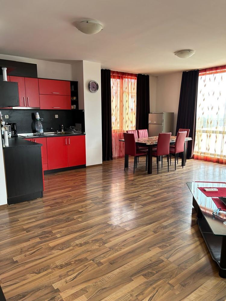 Spacious Apartment with Two Bedrooms and Panoramic Sea View in Sveti Vlas