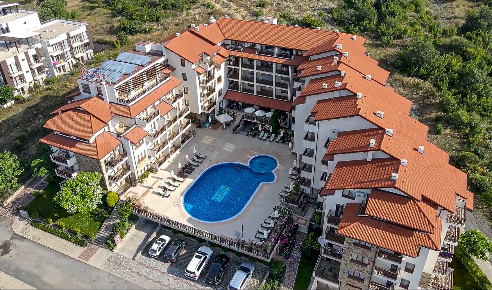 Spacious Two-Bedroom Apartment with Sea View and Low Maintenance Fee in Sveti Vlas
