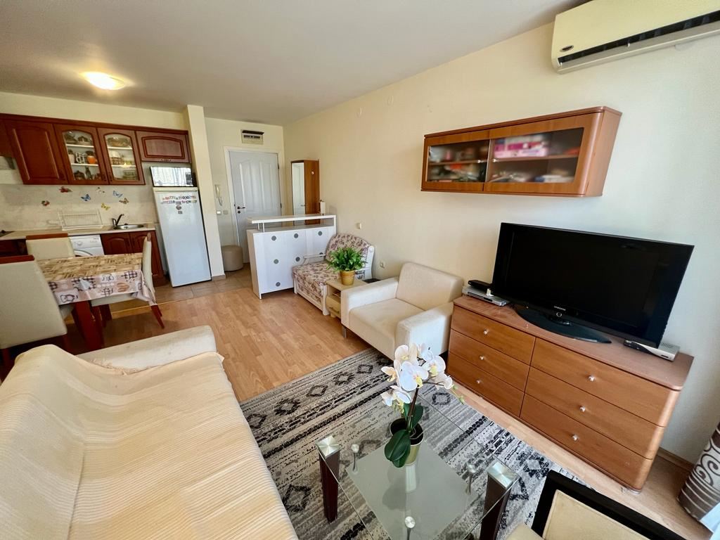 Apartment in a complex with a wide range of services