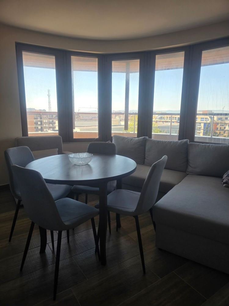 Spacious Two-Bedroom Apartment with Partial Sea View – Excellent Location Close to the City Center and the Beach
