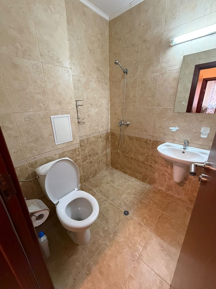 Ready-to-live-in apartment with two bedrooms in a nice complex in Nessebar