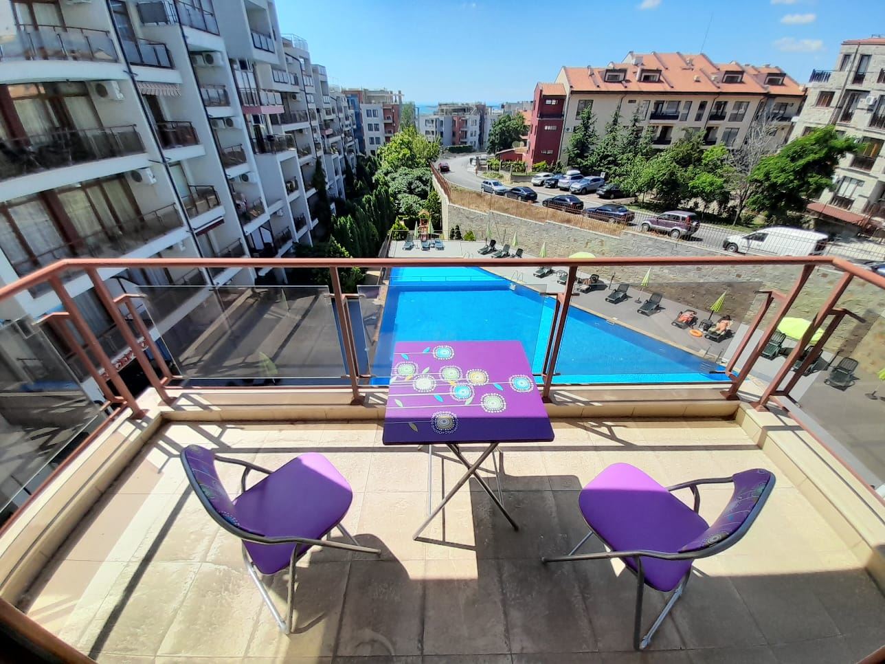 Large studio with sea views