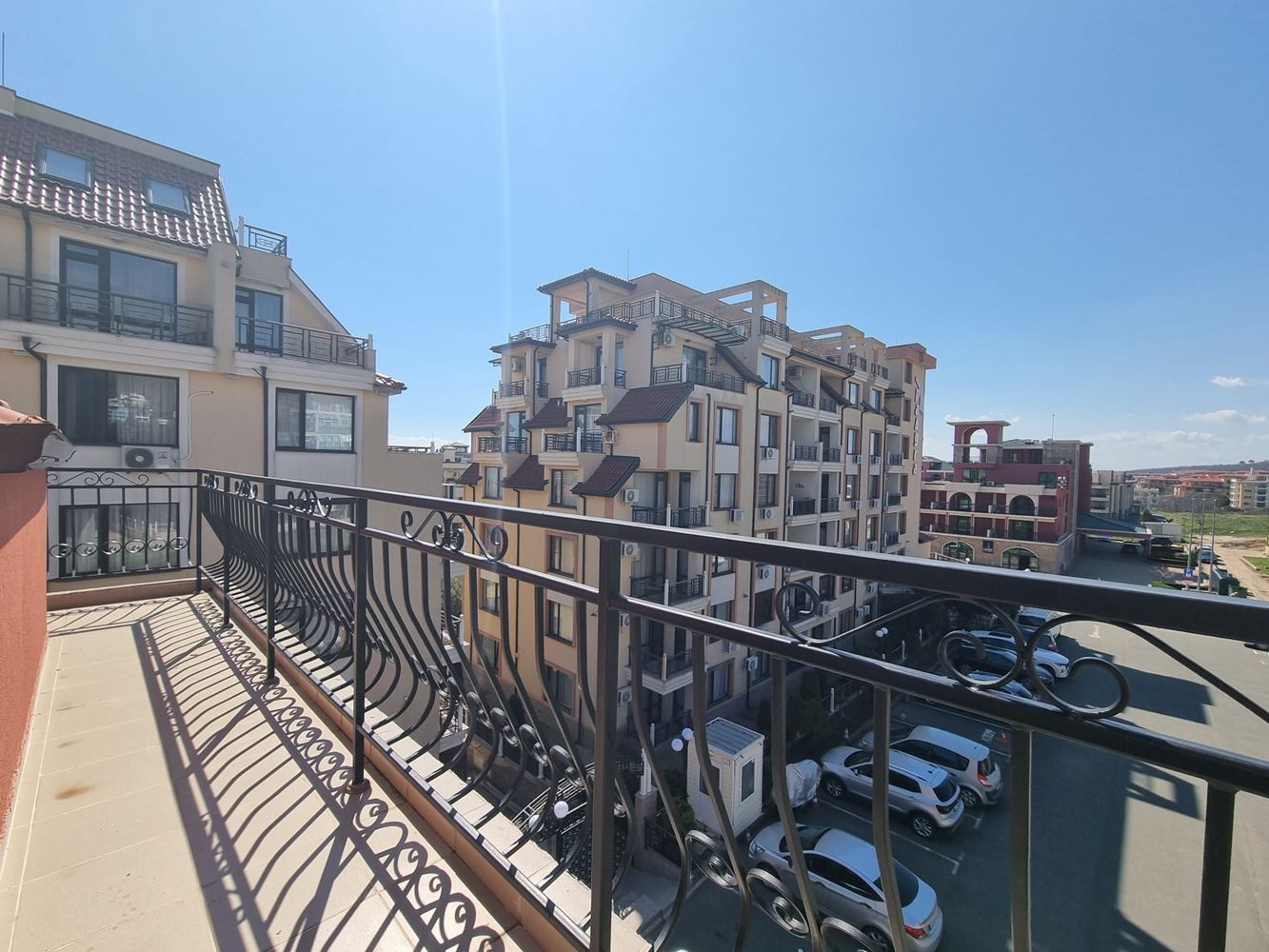 Bright and modern apartment in an excellent location – a combination of comfort, nature, and seaside spirit