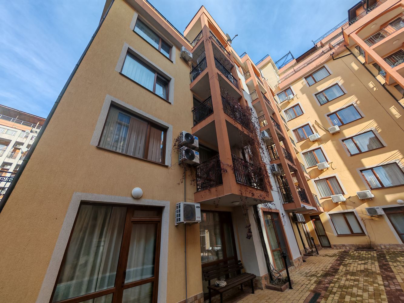 Two-Bedroom Apartment in Sveti Vlas with Excellent Amenities in a Gated Complex