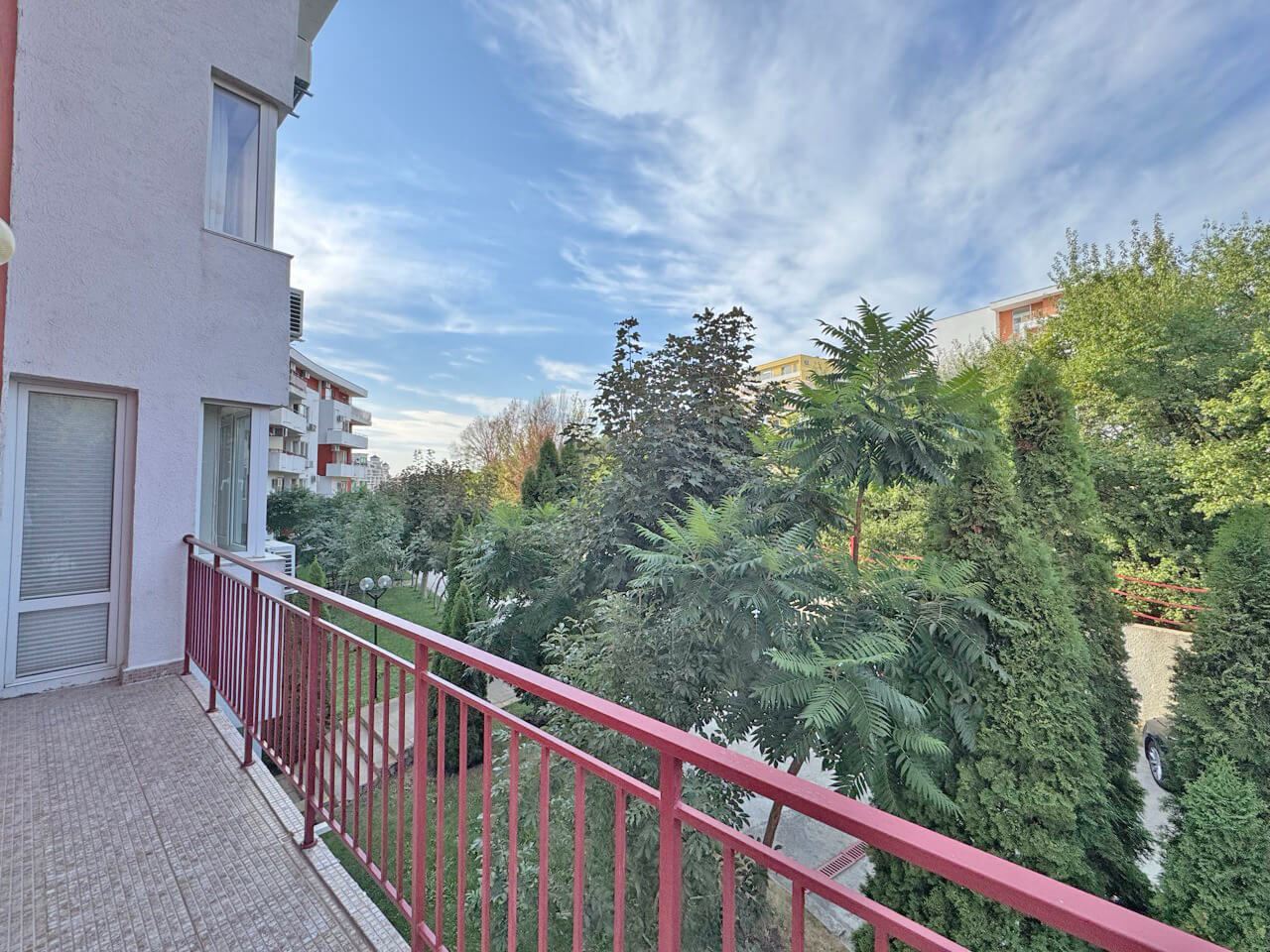 Ready to Move In! One-Bedroom Apartment in an Attractive Complex in Sveti Vlas