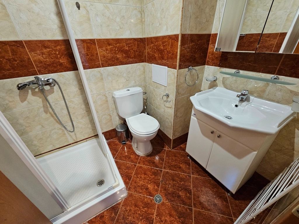 First line in Sveti Vlas – spacious apartment with two bedrooms and excellent infrastructure